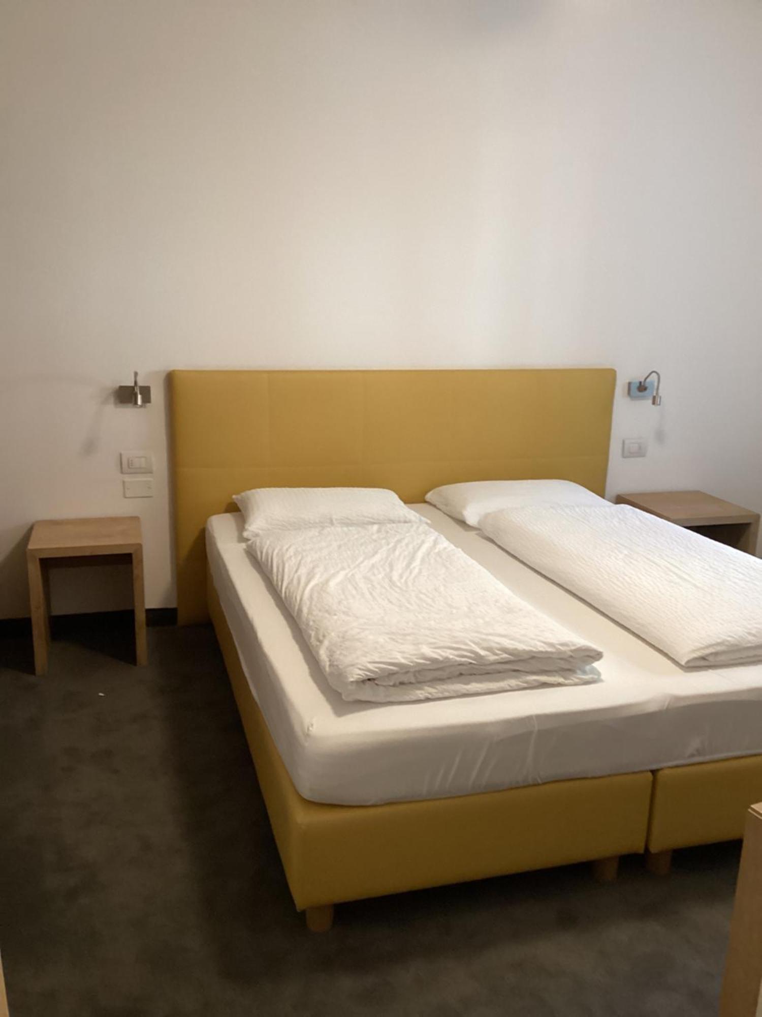 R&B La Calzoleria Hotell Mori Exteriör bild